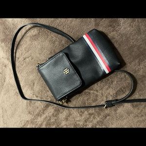 Tommy Hilfiger Sling Bag